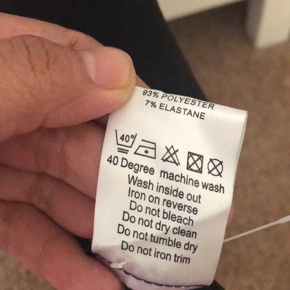 ❌SOLD❌NWT Button Detail Halter neck Bodycon Dress - Picture 7 of 7